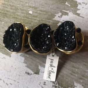 black and gold crystal gemstone bracelet.